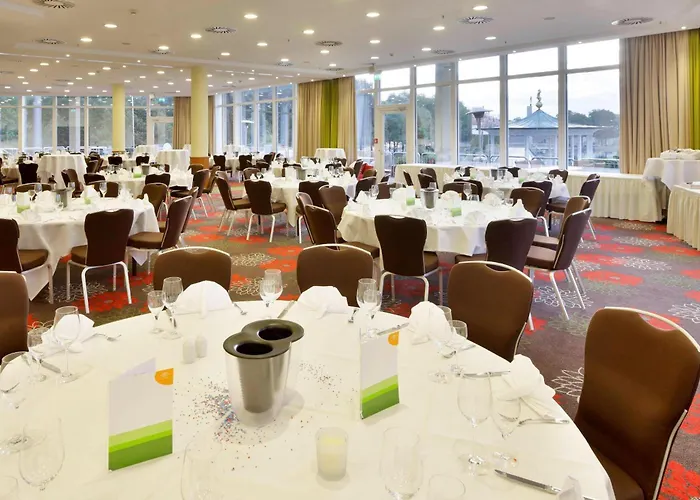 Szálloda Courtyard By Marriott Maschsee