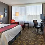 Courtyard By Marriott Maschsee Otel 4*