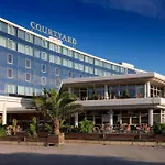 Courtyard By Marriott Maschsee Hotel 4*