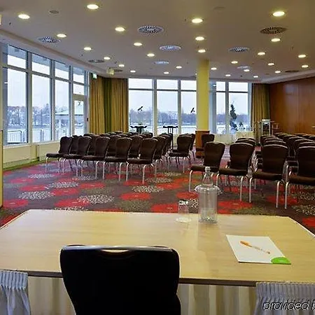 Courtyard By Marriott Maschsee Szálloda Hannover