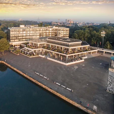 Courtyard By Marriott Maschsee Hotel 4*