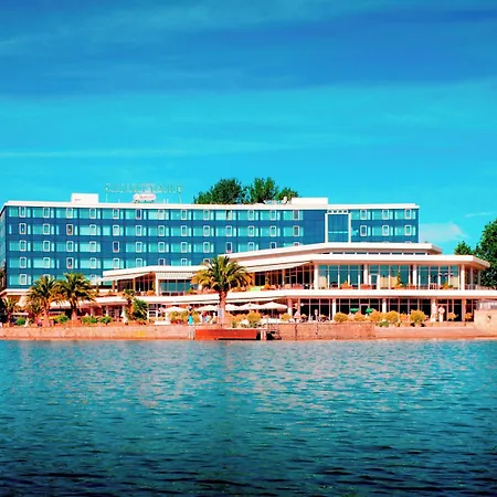 Courtyard By Marriott Maschsee 4*