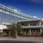 Courtyard By Marriott Maschsee Hotel