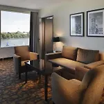Courtyard By Marriott Maschsee Hotel