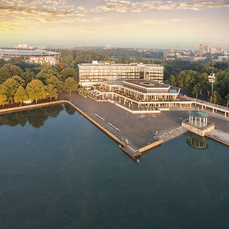 Courtyard By Marriott Maschsee Ξενοδοχείο 4*