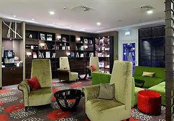 Courtyard By Marriott Maschsee Hotel