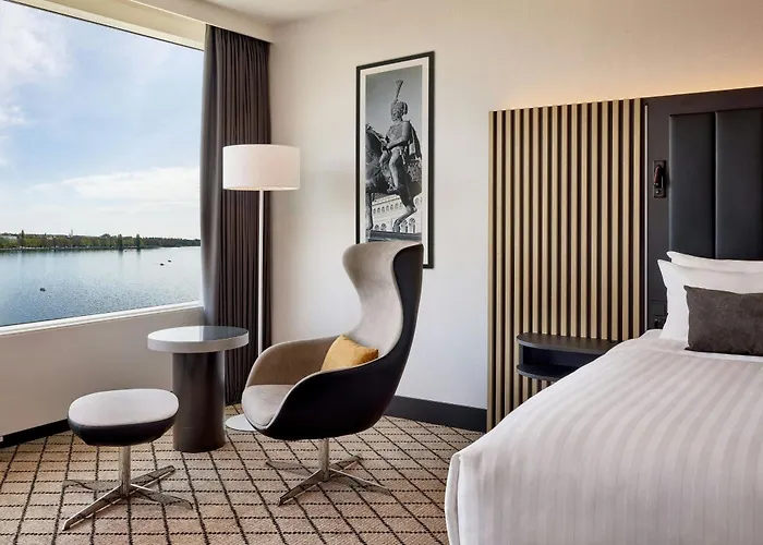 Courtyard By Marriott Maschsee 4* Hannover