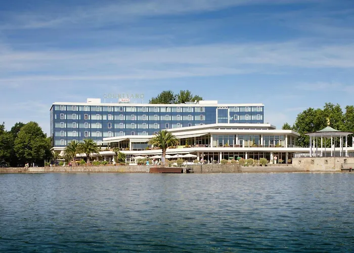Hotel Courtyard By Marriott Maschsee 4*